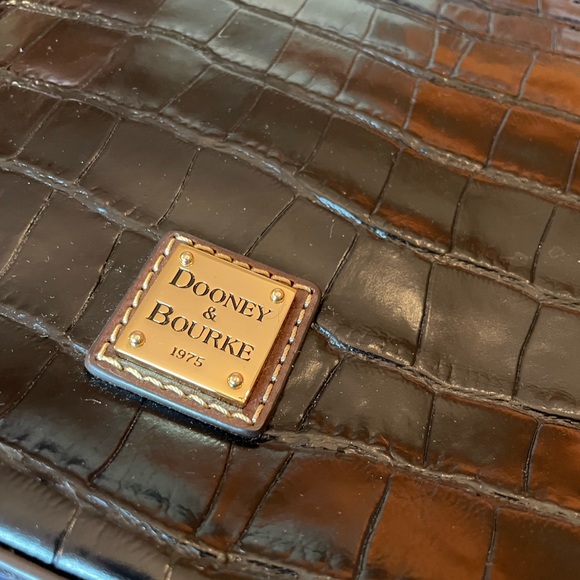 Dooney & Bourke Black Alligator Leather Shoulder bag - Picture 2 of 12